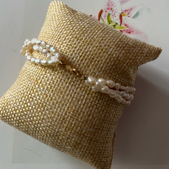 Rice Pearl 14KG Bracelet - Picture 5 of 11